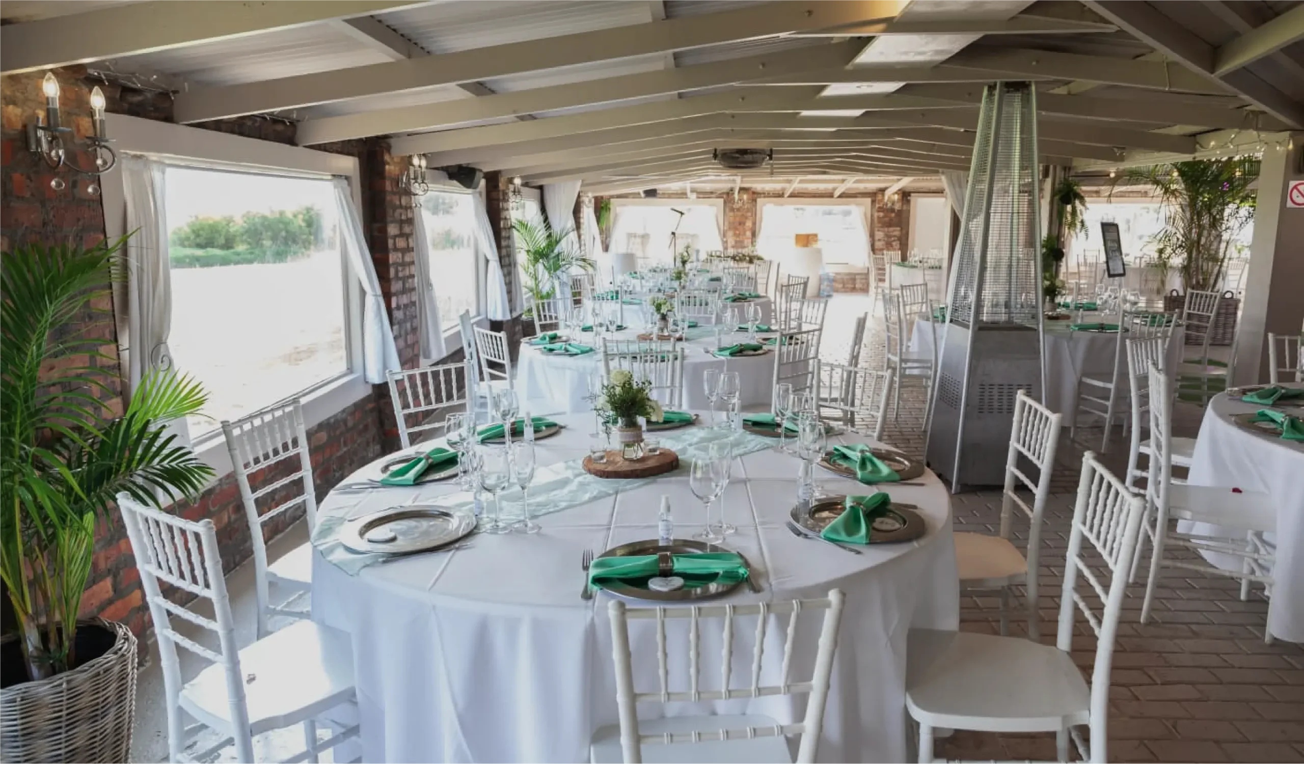 Restaurant on the Vlei